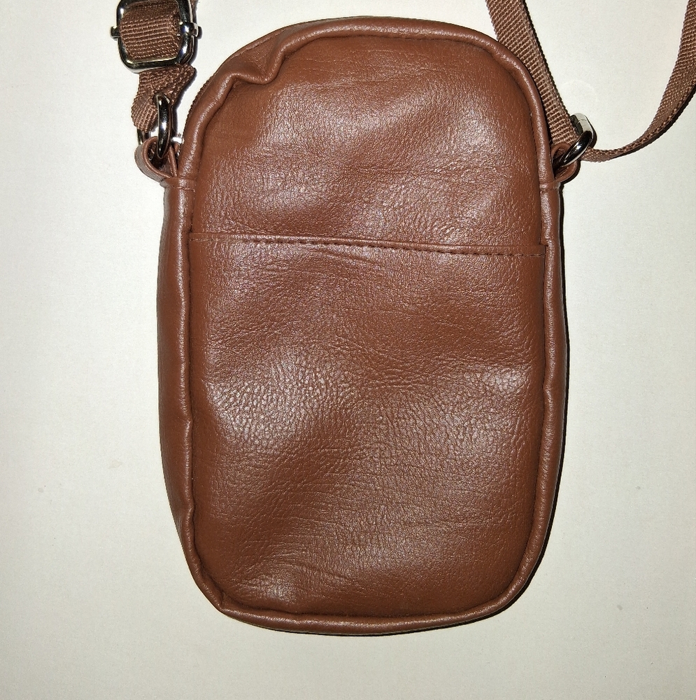 Womens Tan Faux Leather Small Crossbody Bag Or Phone Case EUC